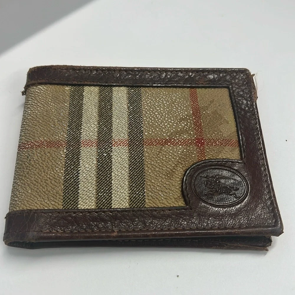 Burberry Vintage Bifold Wallet Nova Check Brown